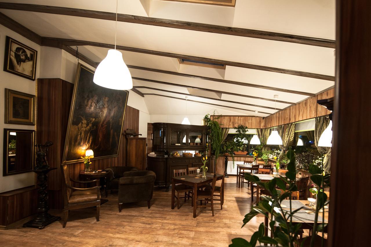 Hotel Villa Rezydent 弗罗茨瓦夫 外观 照片