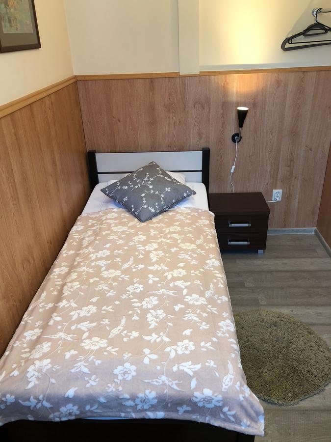 Hotel Villa Rezydent 弗罗茨瓦夫 外观 照片