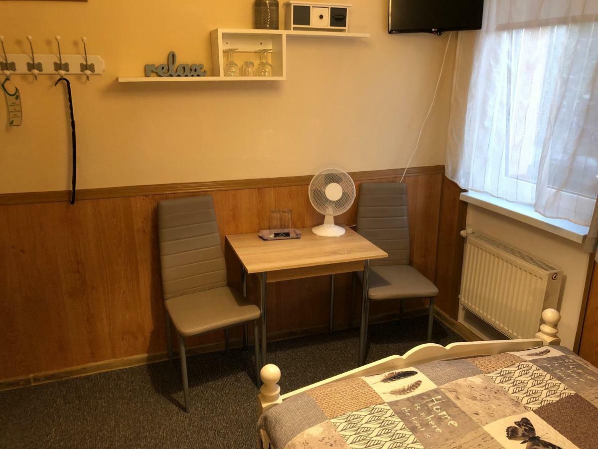 Hotel Villa Rezydent 弗罗茨瓦夫 外观 照片